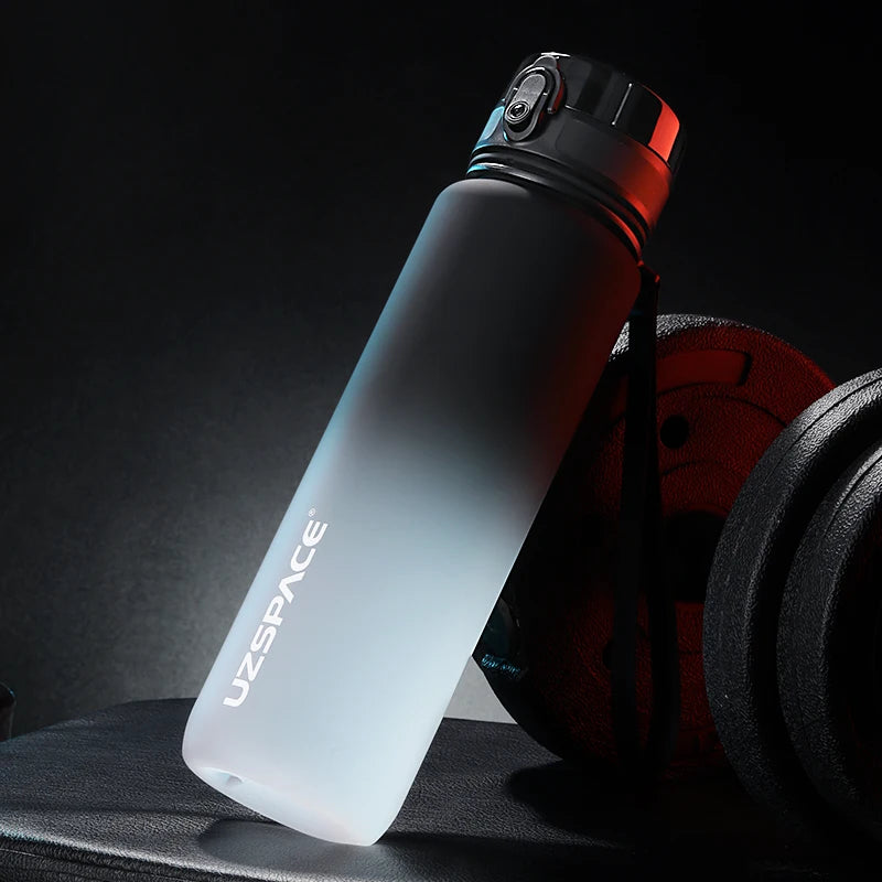 SportySip_Water_Bottle-black-white